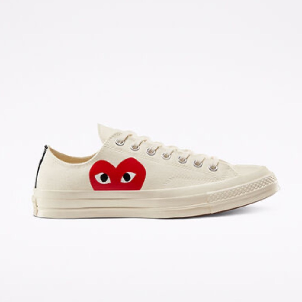 Comme des garçons play x converse sneakers